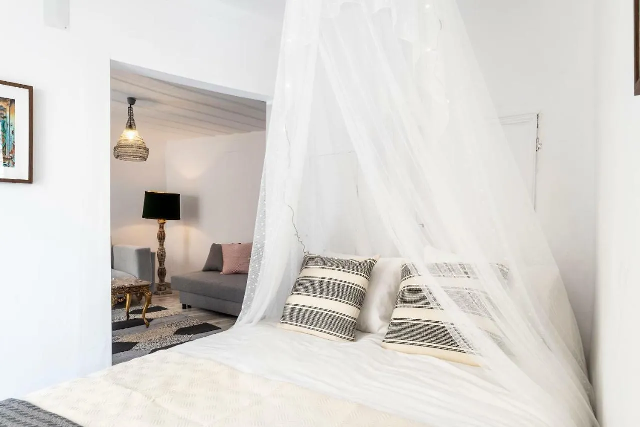 Lisbon Alfama Street View Apartment